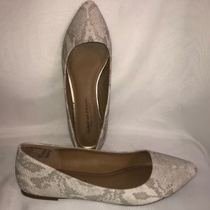 Christian Siriano Flat Snakeskin design shoes SZ 9